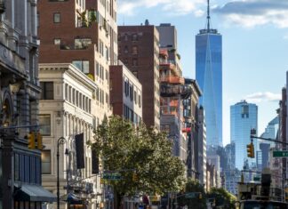 Welches Vermögen benötigen Sie, um in New York City zur Oberschicht zu gehören?