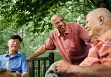 Скільки щомісяця витрачає середній пенсіонер із середнього класу у віці 85 років?