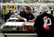 GM повідомляє про втрату 7,1 мільярда доларів США від Фонду зміни політики щодо електромобілів