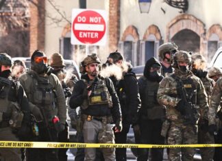 Rápida campaña de desprestigio tras el asesinato de un ciudadano estadounidense a manos de agentes federales