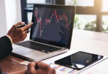 Розуміння IPO: Посібник з Первинного Публічного Розміщення