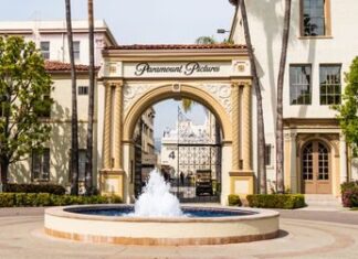 Jak Paramount Pictures vybudoval Hollywood: Od distribuční dohody k Industry Titan